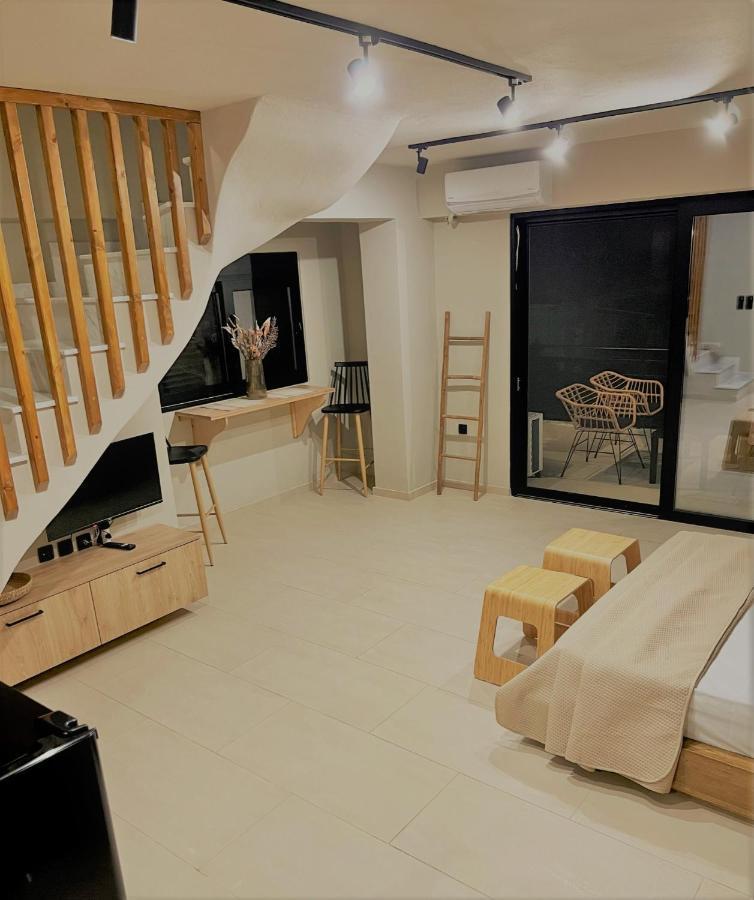 Athilia Aparthotel Никиана Екстериор снимка