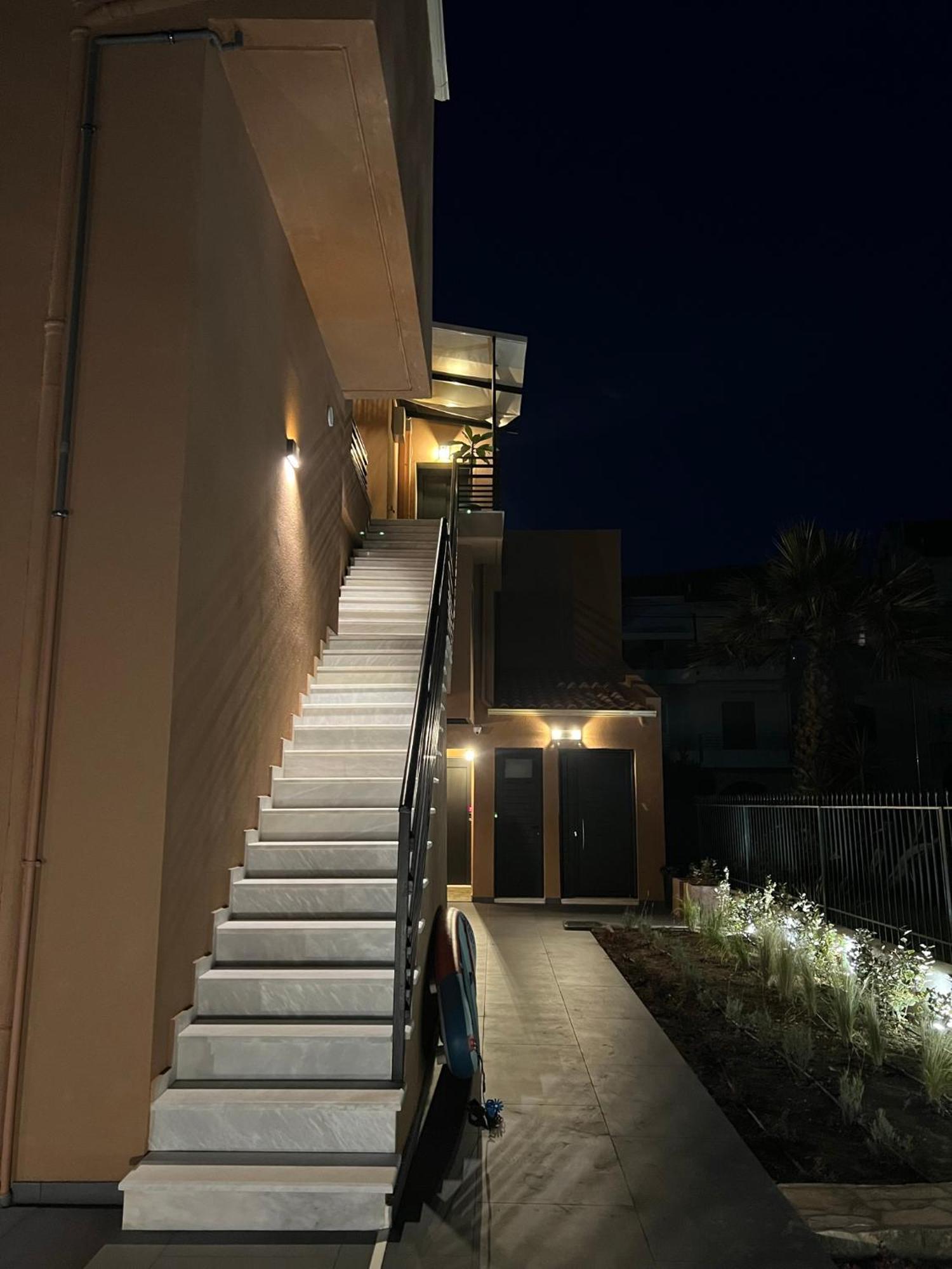 Athilia Aparthotel Никиана Екстериор снимка