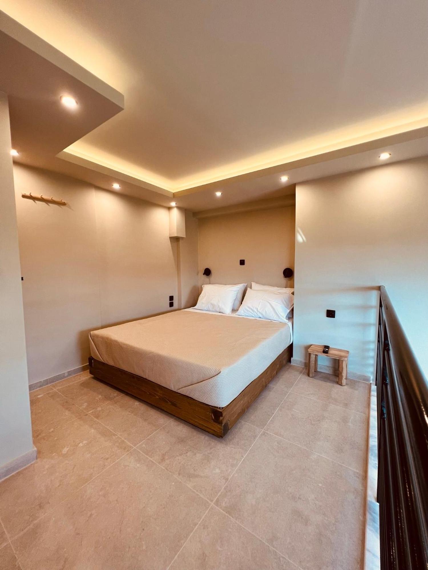 Athilia Aparthotel Никиана Екстериор снимка