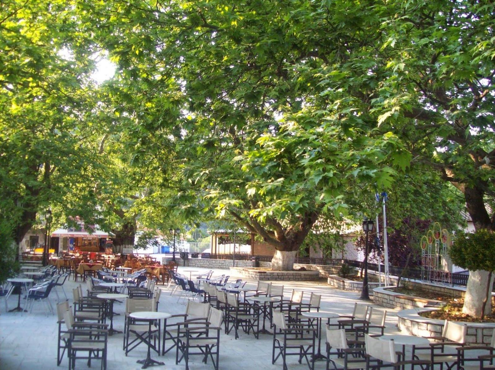 Athilia Aparthotel Никиана Екстериор снимка